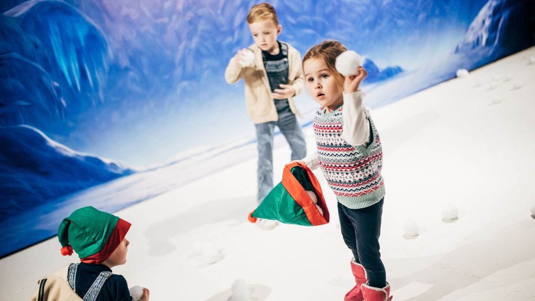 1100x620 Snowball Fight 2